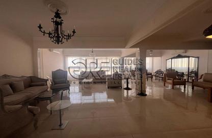 Apartment - 4 Bedrooms - 4 Bathrooms for rent in Ismail Mohamed St. - Zamalek - Cairo