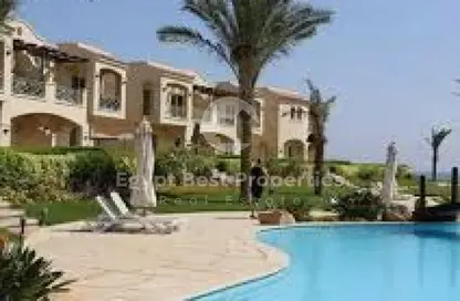 شاليه - 2 غرف نوم - 2 حمامات للبيع في لافيستا راي - لافيستا - العين السخنة - السويس