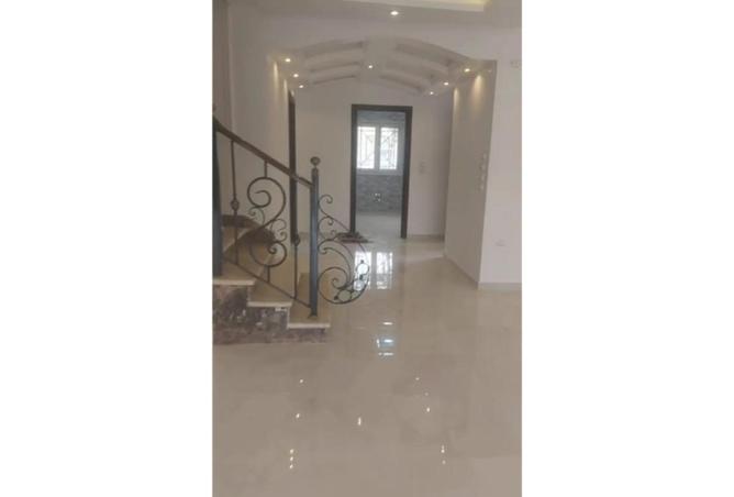 8667306 - Property Image 2