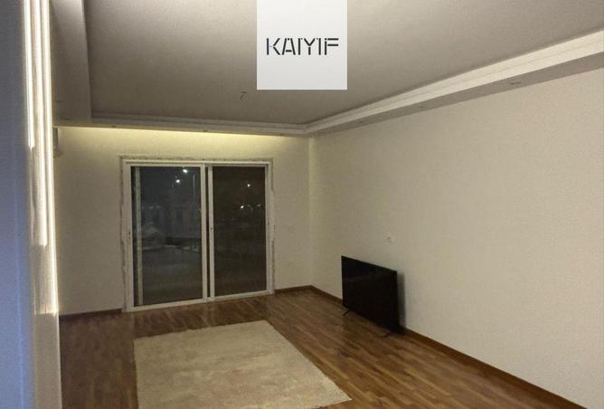 68524300 - Property Image 3