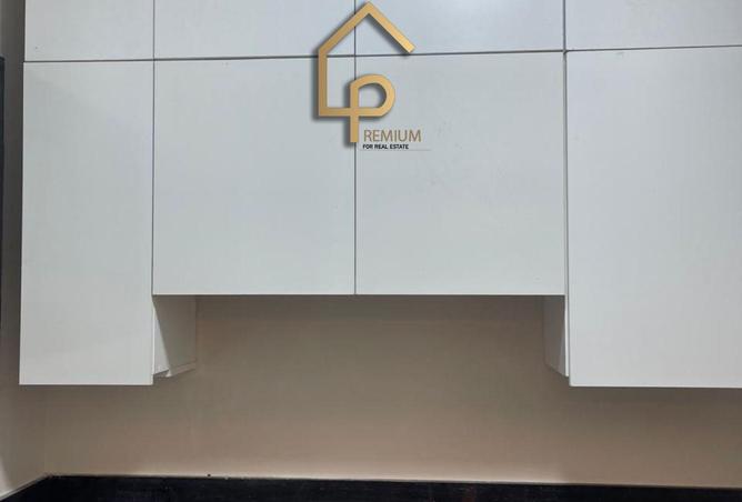 83979087 - Property Image 3