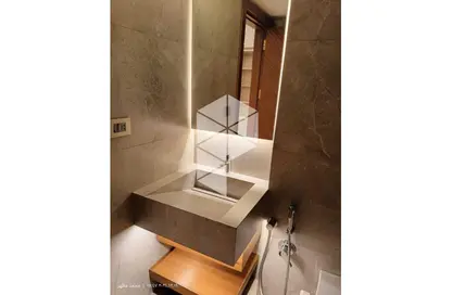 Apartment - 3 Bedrooms - 3 Bathrooms for rent in Ahmed Heshmat St. - Zamalek - Cairo Apartment - 3 Bedrooms - 3 Bathrooms for rent in Ahmed Heshmat St. - Zamalek - Cairo