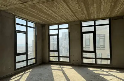 مساحات مكتبية - 3 غرف نوم - 3 حمامات للايجار في ديستريكت 5 - كمبوندات التجمع الخامس - التجمع الخامس - مدينة القاهرة الجديدة - القاهرة