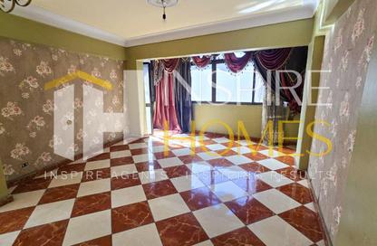 Apartment - 3 Bedrooms - 2 Bathrooms for rent in Mahmoud Al Essawy St. - Sidi Beshr - Hay Awal El Montazah - Alexandria