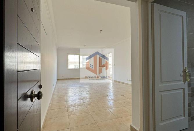 53982677 - Property Image 3