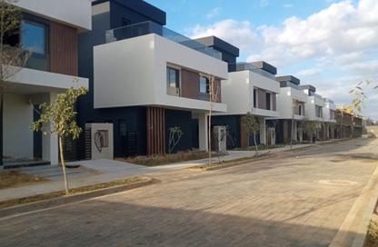 Townhouse - 4 - 3 for sale in West Woods - Fayoum Desert road - 6 October City - Giza