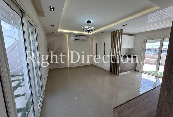 8576820 - Property Image 2