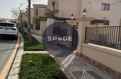 Twin House - 4 Bedrooms - 4 Bathrooms for sale in Levana - Uptown Cairo - Mokattam - Cairo