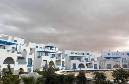 Townhouse - 2 Bedrooms - 2 Bathrooms for sale in Mountain View - Ras Al Hekma - North Coast