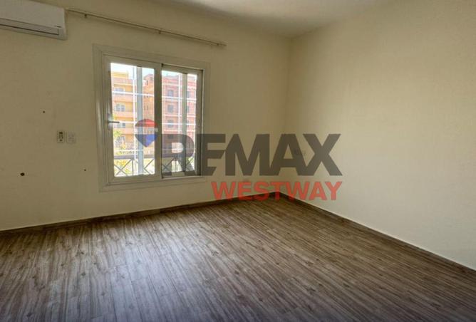 70364548 - صورة العقار 3