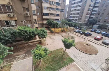 Apartment - 2 Bedrooms - 1 Bathroom for sale in Emtedad Makram Ebeid St. - Masaken Al Mohandesin - Nasr City - Cairo