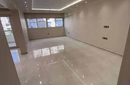 Apartment - 3 Bedrooms - 2 Bathrooms for sale in Ibrahim Nawar St. - 6th Zone - Nasr City - Cairo