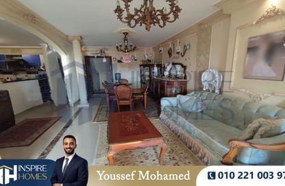 Apartment - 3 Bedrooms - 2 Bathrooms for rent in Zezenia - Hay Sharq - Alexandria