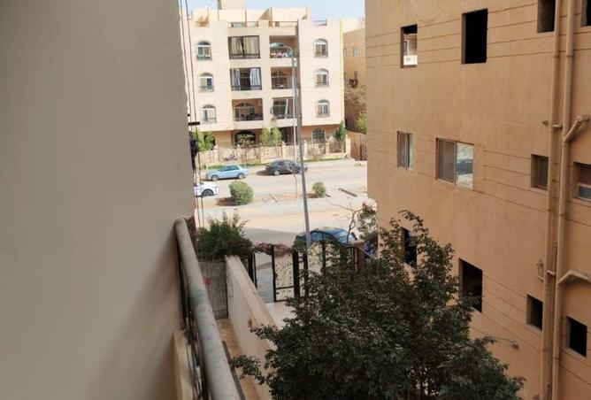 82100369 - Property Image 3