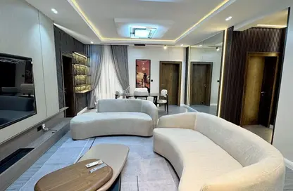 شقة - 2 غرف نوم - 2 حمامات للبيع في ريوايه - الشيخ زايد - الجيزة