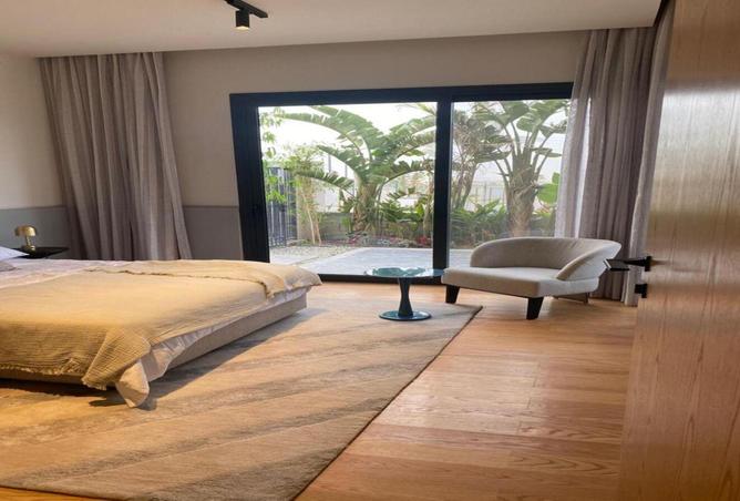 8611420 - Property Image 2