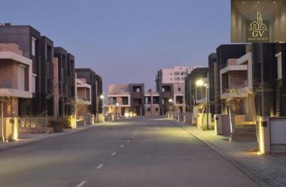 Villa - 5 Bedrooms - 3 Bathrooms for sale in Midtown Sky - New Capital Compounds - New Capital City - Cairo