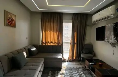 Apartment - 2 Bedrooms - 1 Bathroom for rent in Degla Gardens - Hadayek October - 6 October City - Giza