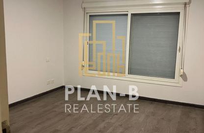 Apartment - 3 Bedrooms - 3 Bathrooms for rent in New Giza - Cairo Alexandria Desert Road - 6 October City - Giza
