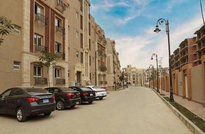 Apartment - 3 Bedrooms - 3 Bathrooms for sale in Rock Vera - 5th Settlement Compounds - The 5th Settlement - New Cairo City - Cairo