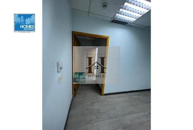 102632953 - Property Image 3