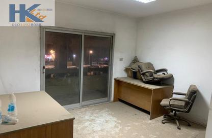 Apartment - 2 Bedrooms - 2 Bathrooms for sale in Al Lebeny Axis - El Mariouteya - Faisal - Hay El Haram - Giza