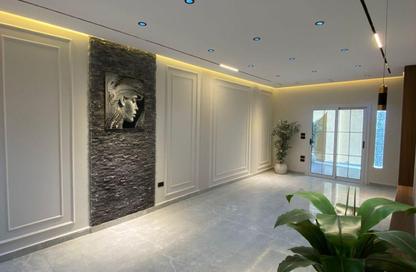 Apartment - 3 Bedrooms - 3 Bathrooms for sale in Gate 1 - Khofo - Hadayek El Ahram - Giza