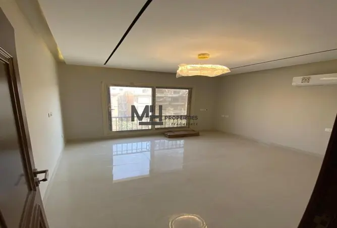 112982008 - Property Image 3