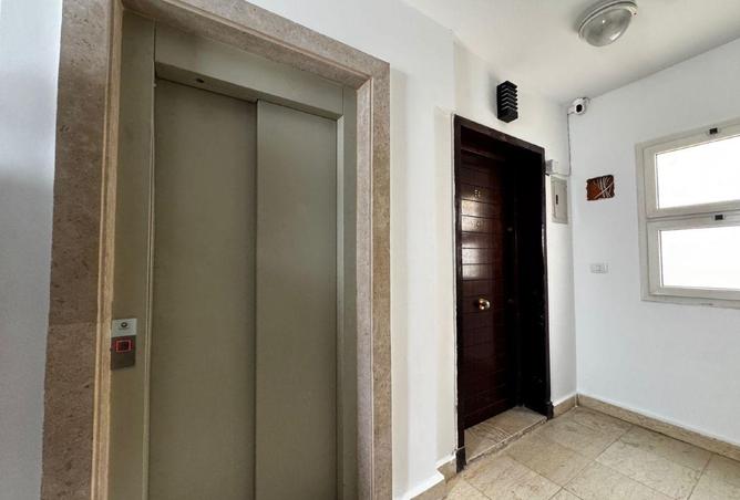 77326129 - Property Image 2