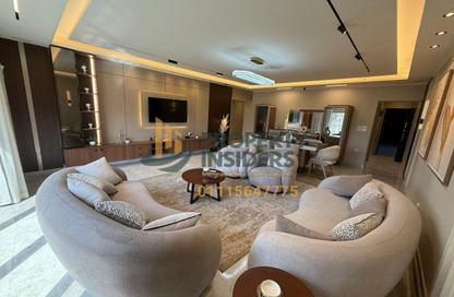 شقة - 4 - 2 للايجار في شارع شهاب - المهندسين - الجيزة شقة - 4 - 2 للايجار في شارع شهاب - المهندسين - الجيزة