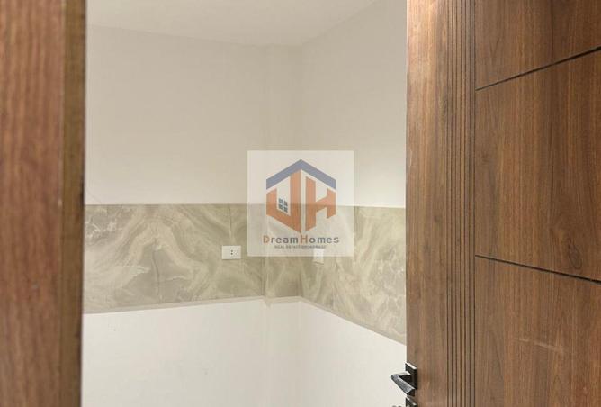 54745806 - صورة العقار 3