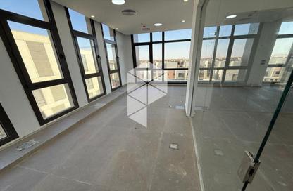 Office Space - Studio - 3 Bathrooms for rent in District 5 - 5th Settlement Compounds - The 5th Settlement - New Cairo City - Cairo
