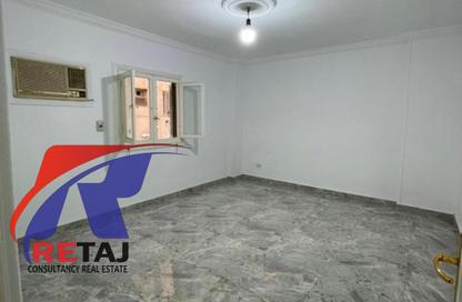 Apartment - 3 Bedrooms - 2 Bathrooms for rent in Mohamed Talaat Salem St. - 1st Zone - Nasr City - Cairo