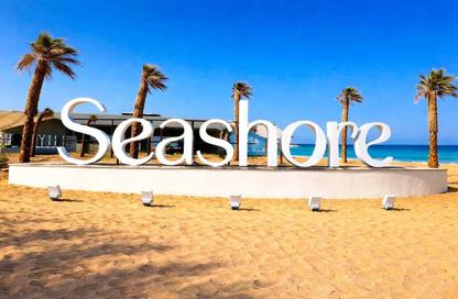 Chalet - 3 Bedrooms - 3 Bathrooms for sale in Seashore - Ras Al Hekma - North Coast Chalet - 3 Bedrooms - 3 Bathrooms for sale in Seashore - Ras Al Hekma - North Coast