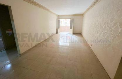 Apartment - 3 Bedrooms - 2 Bathrooms for sale in Smouha - Hay Sharq - Alexandria