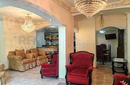 Apartment - 2 Bedrooms - 2 Bathrooms for sale in Laurent - Hay Sharq - Alexandria