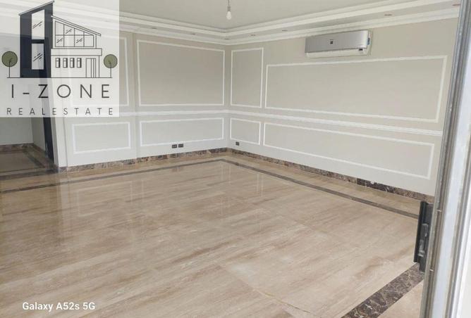 73504366 - Property Image 2