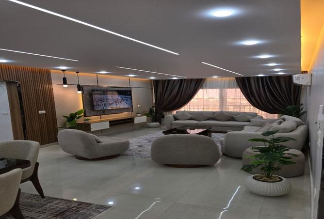 97445656 - Property Main Image