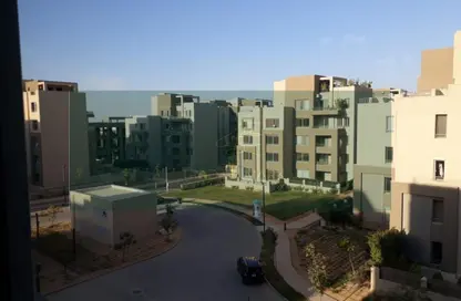 شقة - 1 حمام للبيع في فيلدج جيت - المستثمرين الجنوبية - مدينة القاهرة الجديدة - القاهرة