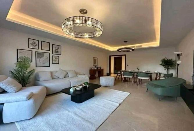 8608201 - Property Image 2