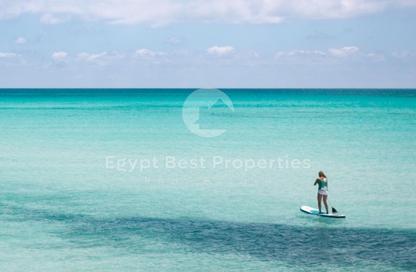 شاليه - 2 غرف نوم - 3 حمامات للبيع في أوجامي - راس الحكمة - الساحل الشمالي شاليه - 2 غرف نوم - 3 حمامات للبيع في أوجامي - راس الحكمة - الساحل الشمالي