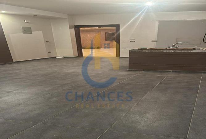 102355209 - Property Image 2