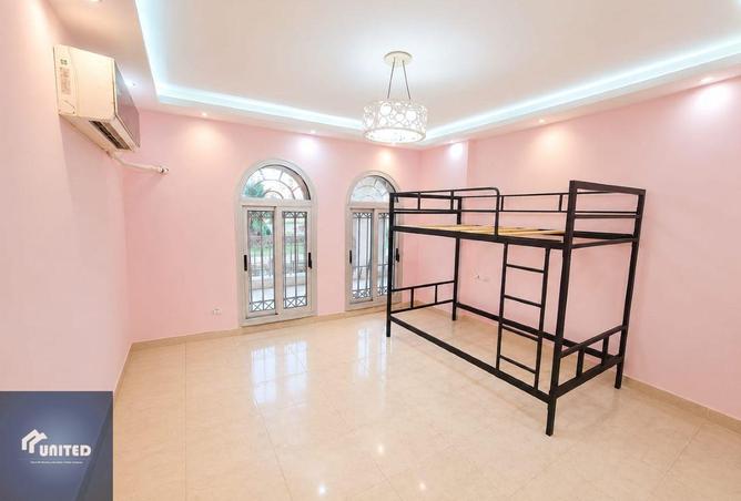 98011623 - Property Image 2