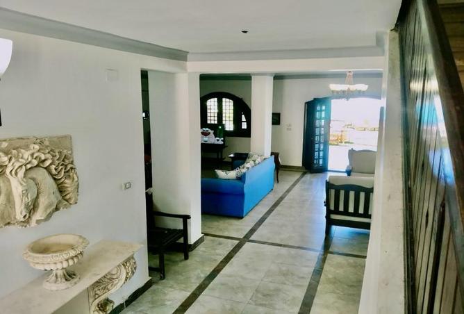 8709712 - Property Image 2