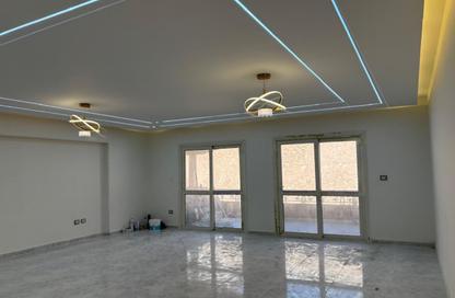 Apartment - 3 Bedrooms - 2 Bathrooms for rent in Al Khamayel city - Sheikh Zayed Compounds - Sheikh Zayed City - Giza