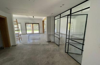 Villa - 5 - 5 for sale in Garden Residence - Hyde Park - New Cairo City - Cairo Villa - 5 - 5 for sale in Garden Residence - Hyde Park - New Cairo City - Cairo