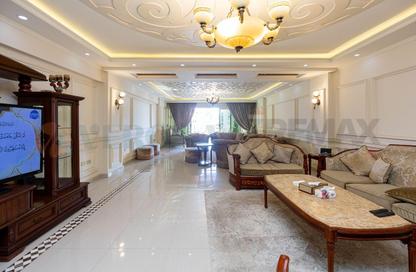 Apartment - 4 Bedrooms - 3 Bathrooms for sale in San Stefano - Hay Sharq - Alexandria