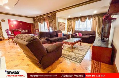 Apartment - 3 Bedrooms - 2 Bathrooms for sale in Fouad St. - Raml Station - Hay Wasat - Alexandria