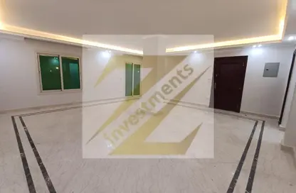 Apartment - 3 Bedrooms - 4 Bathrooms for sale in El Banafseg Apartment Buildings - El Banafseg - New Cairo City - Cairo