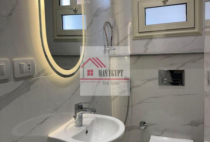 8569008 - Property Image 3